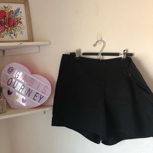 Maurices size 18 black shorts
